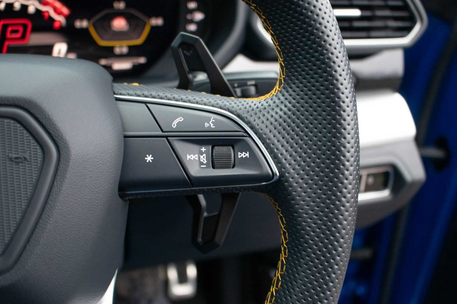 Used Lamborghini Urus 2018 for sale - 77406509: Photo 23