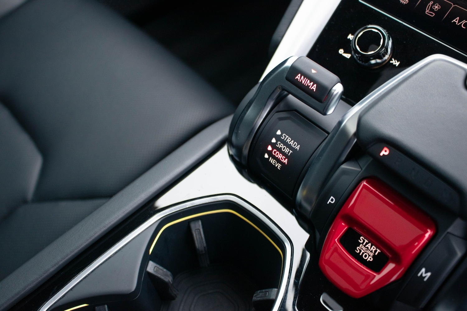 Used Lamborghini Urus 2018 for sale - 77406509: Photo 28