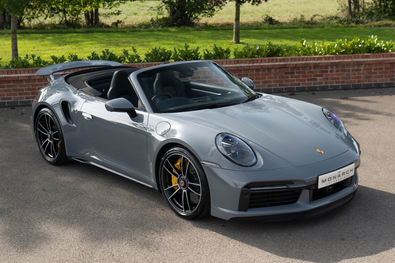 Used Porsche 911 2023 for sale - 76026003: Photo 2