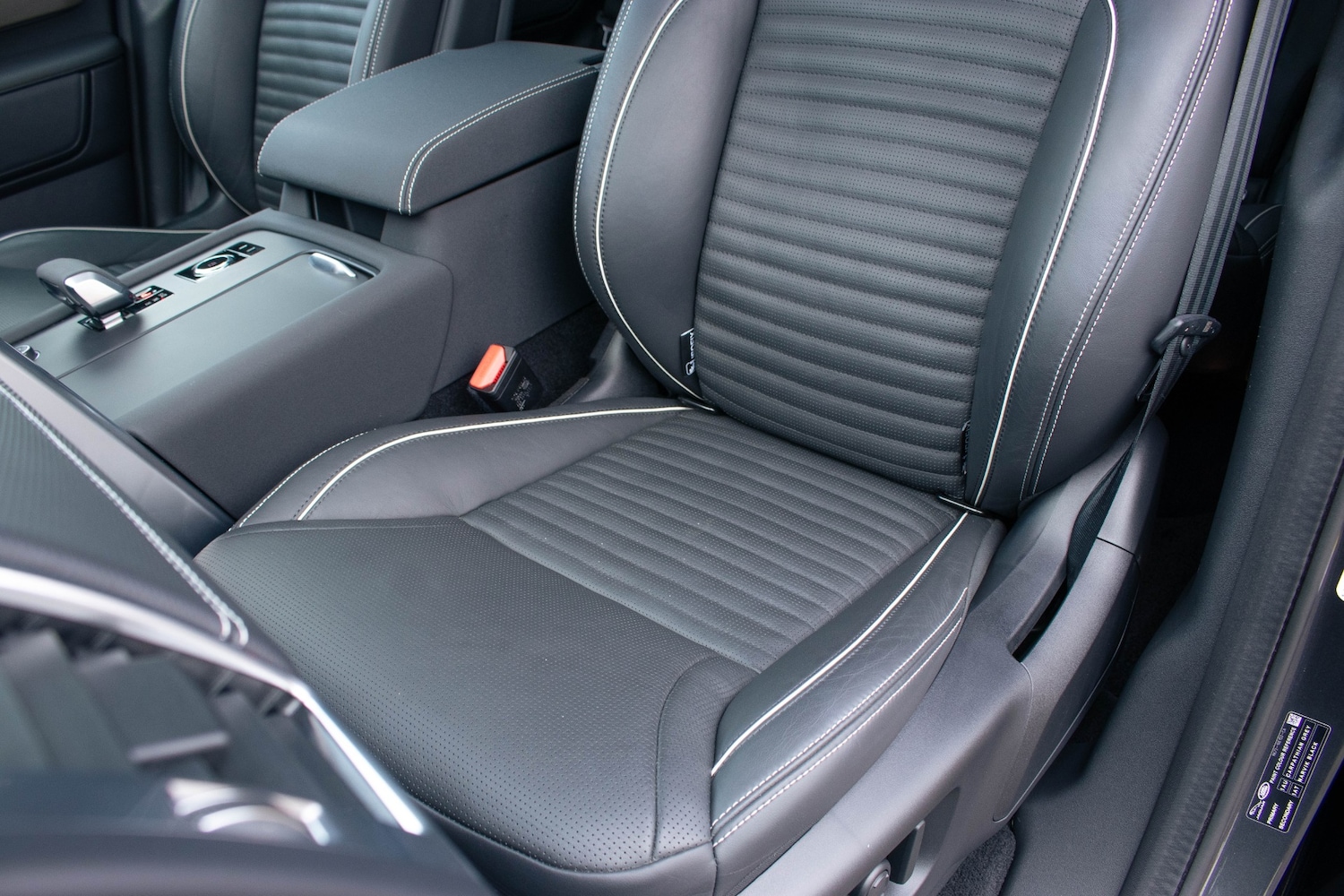 Used Land Rover Discovery 2023 for sale - 76627202: Photo 22