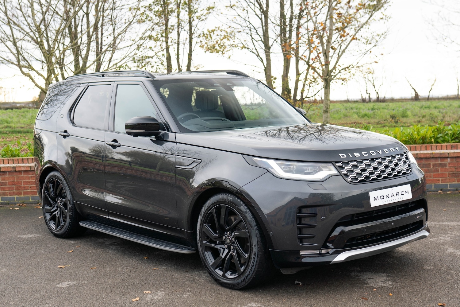 Used Land Rover Discovery 2023 for sale - 76627202: Photo 4