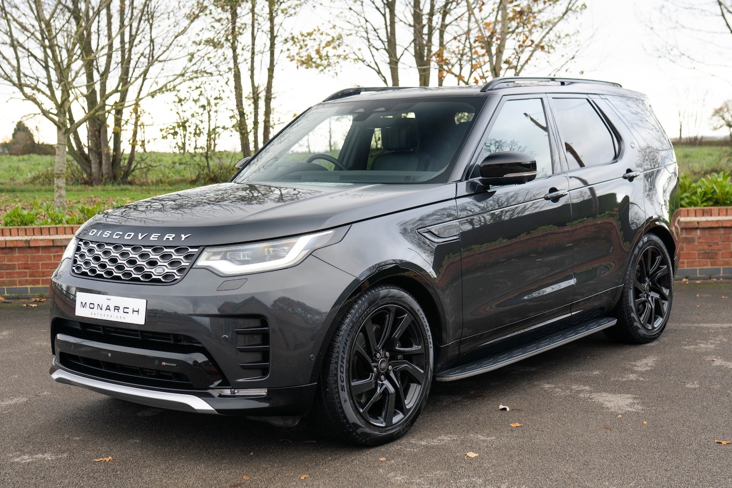 Used Land Rover Discovery 2023 for sale - 76627202: Photo 5