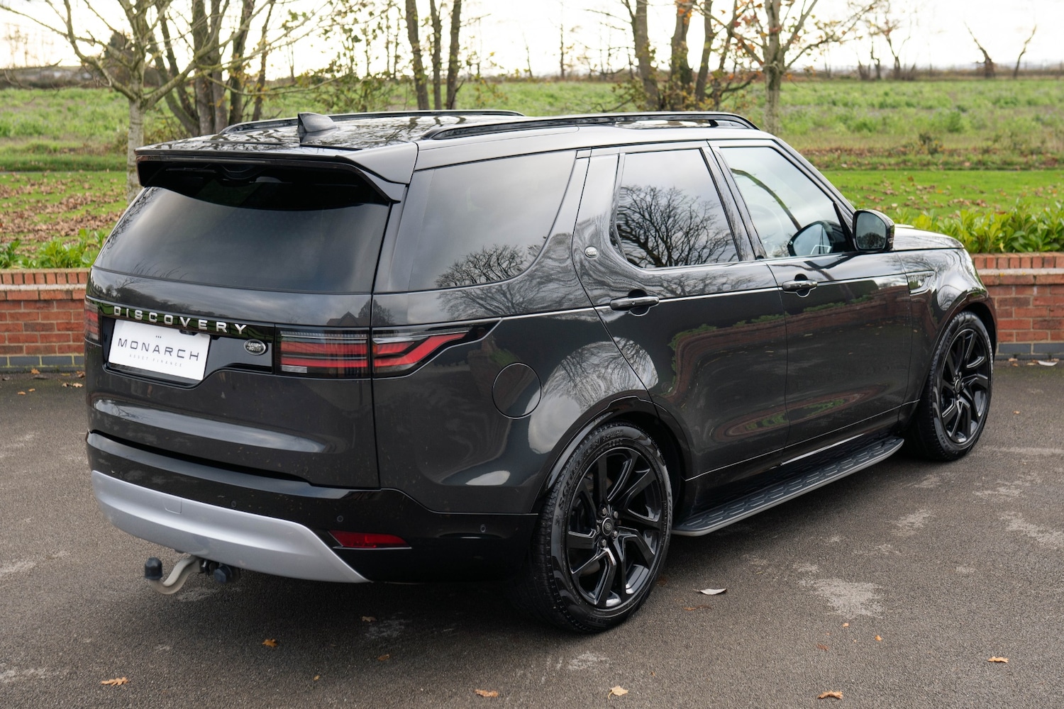 Used Land Rover Discovery 2023 for sale - 76627202: Photo 6