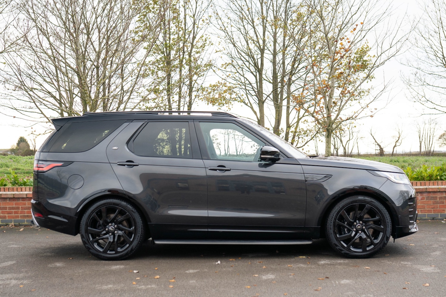 Used Land Rover Discovery 2023 for sale - 76627202: Photo 8