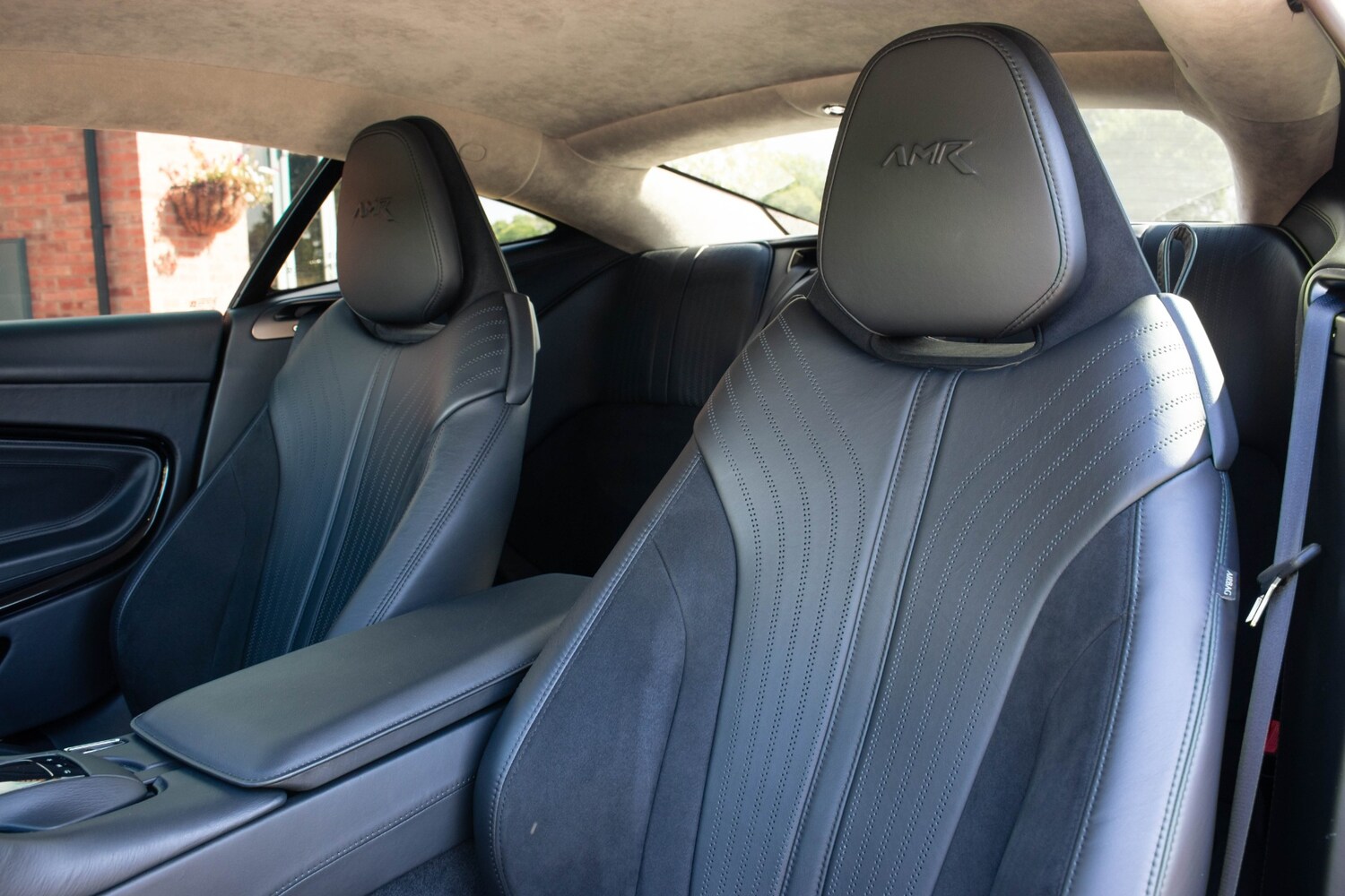 Used Aston Martin DB11 2020 for sale - 75955187: Photo 18