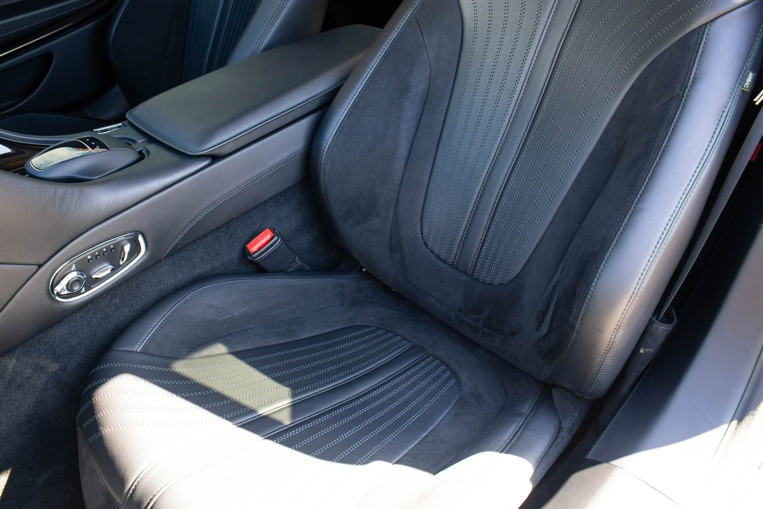 Used Aston Martin DB11 2020 for sale - 75955187: Photo 19