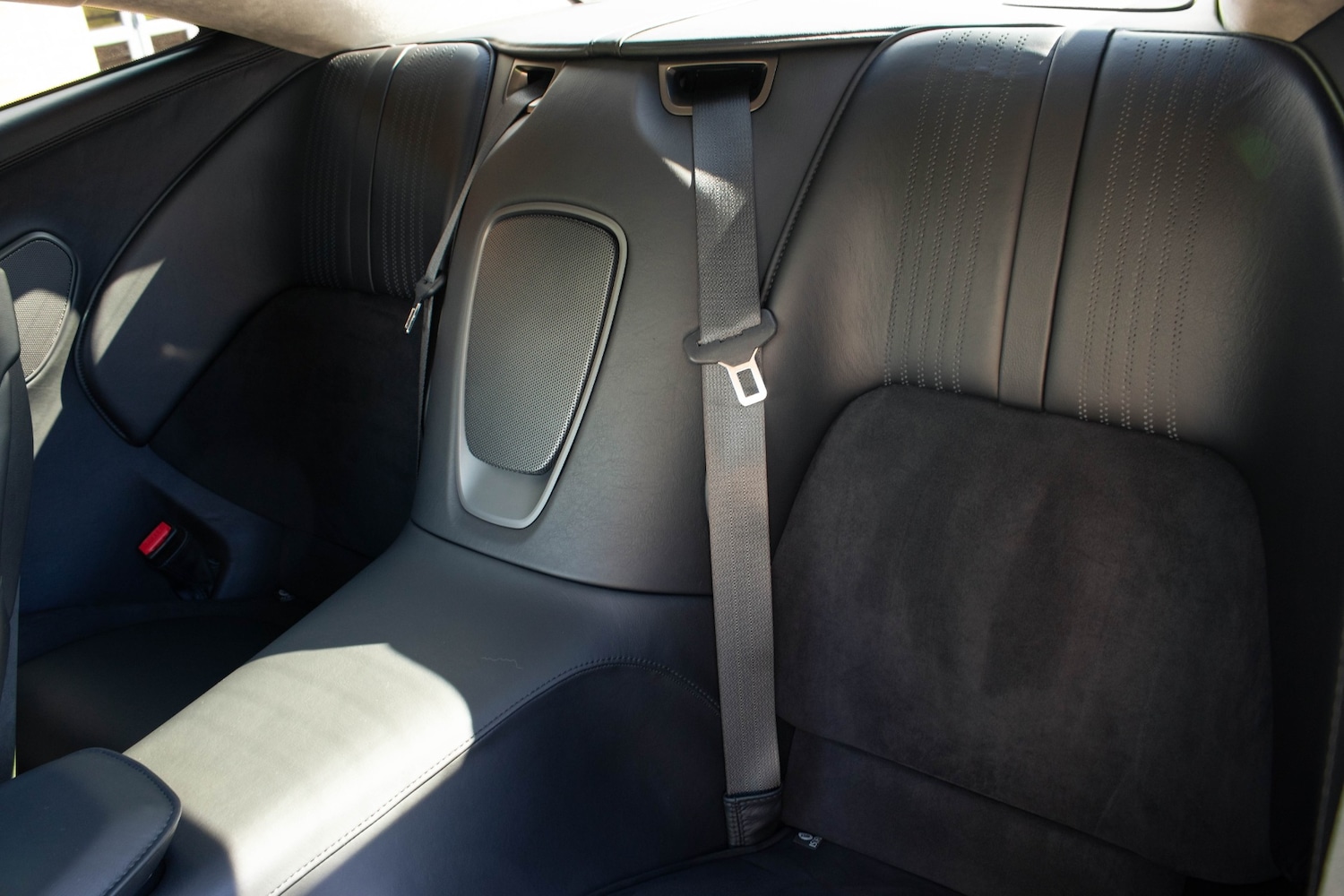 Used Aston Martin DB11 2020 for sale - 75955187: Photo 21