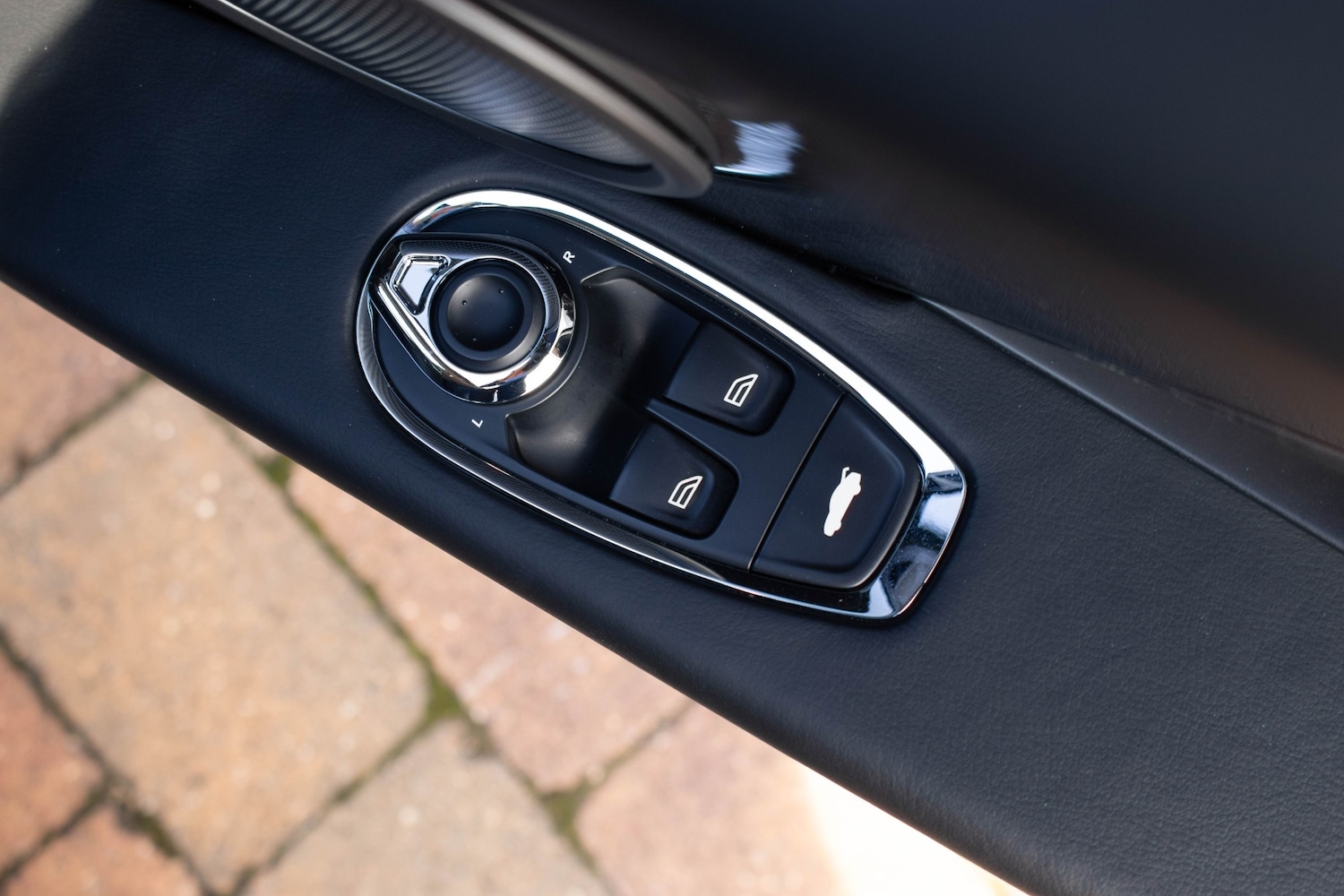 Used Aston Martin DB11 2020 for sale - 75955187: Photo 23