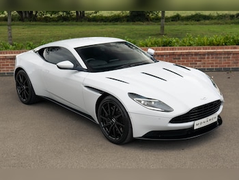 Used Aston Martin DB11 2020 for sale - 75955187: Photo