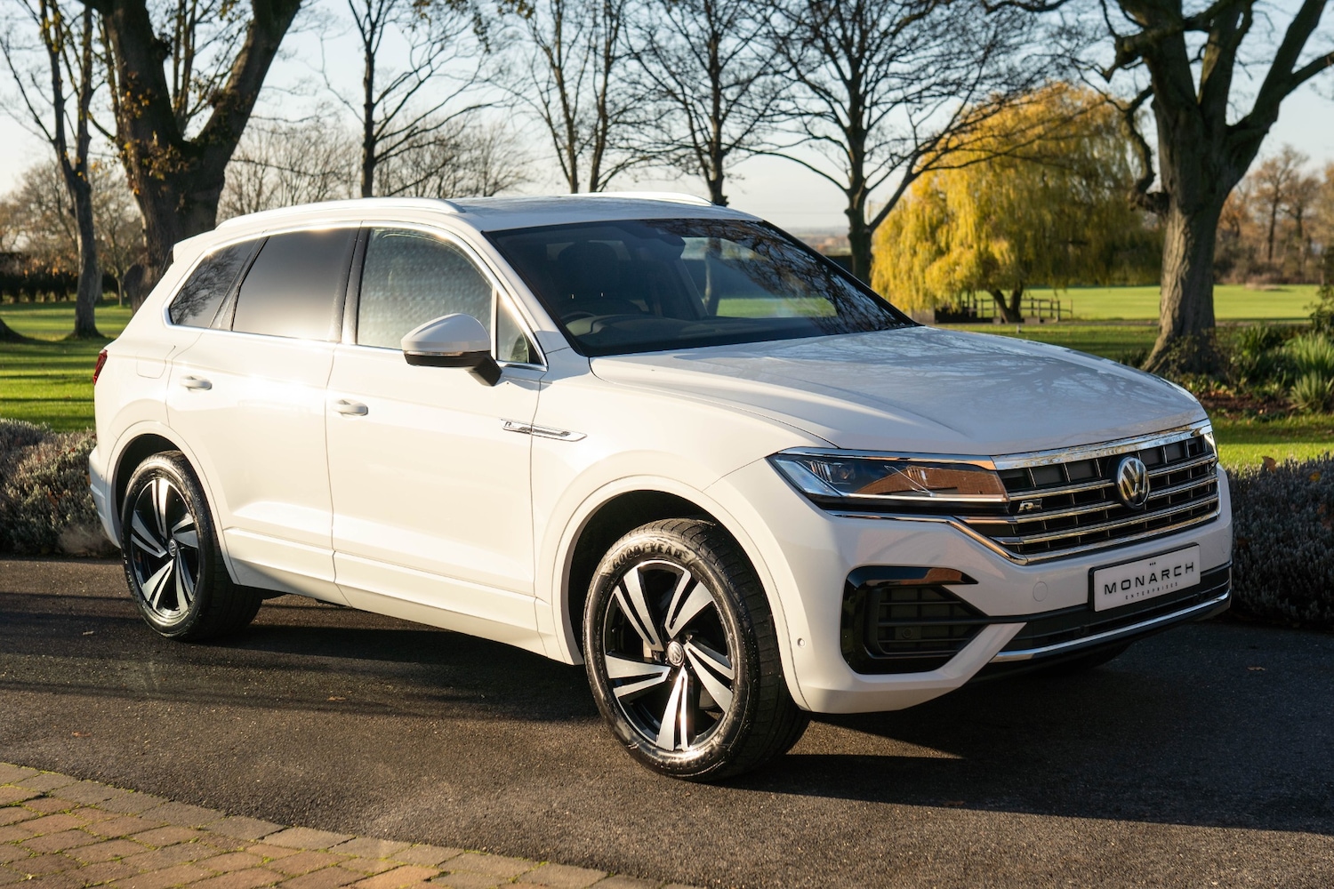 Used Volkswagen Touareg 2020 for sale - 76782440: Photo 1