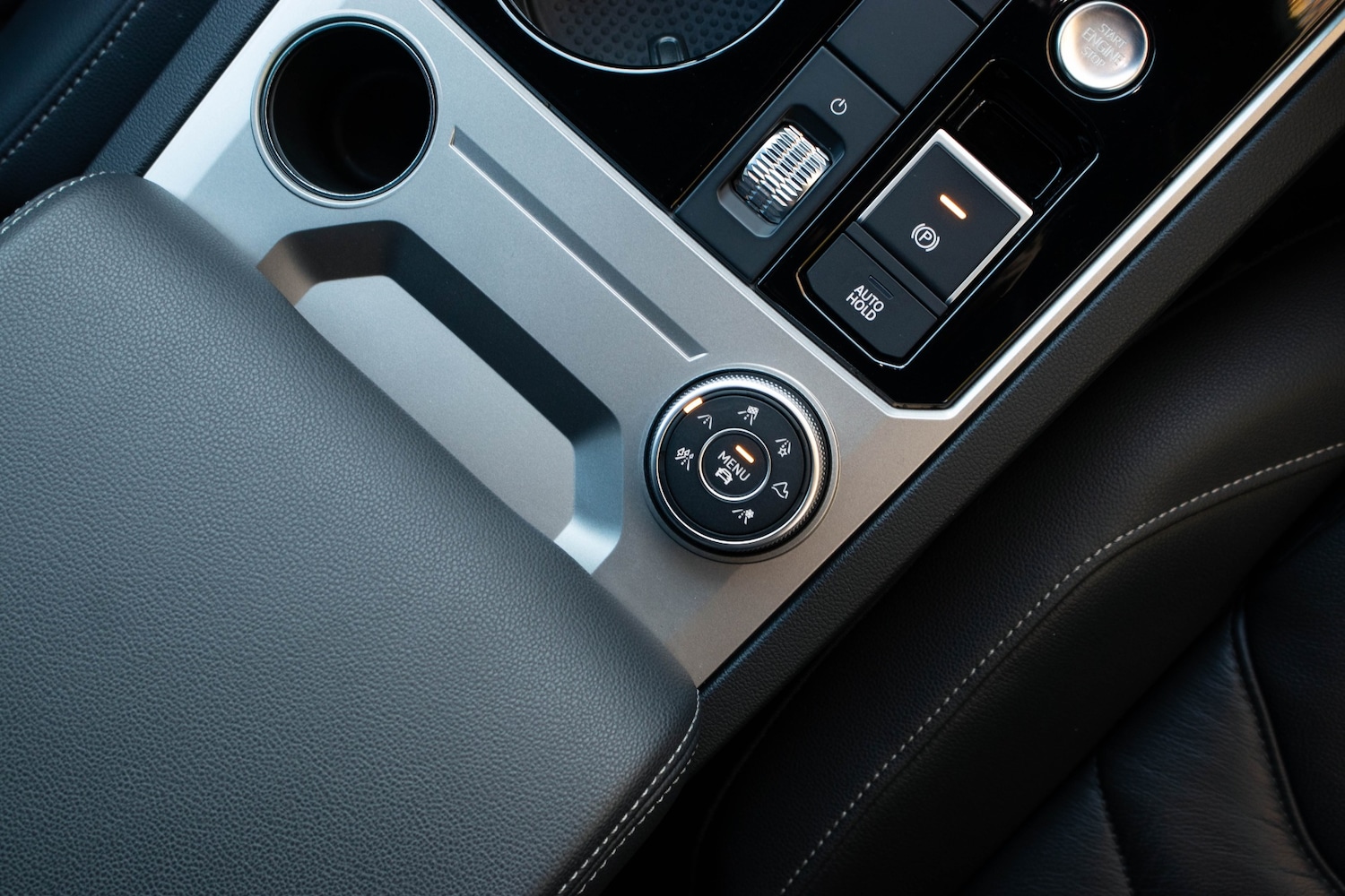 Used Volkswagen Touareg 2020 for sale - 76782440: Photo 22