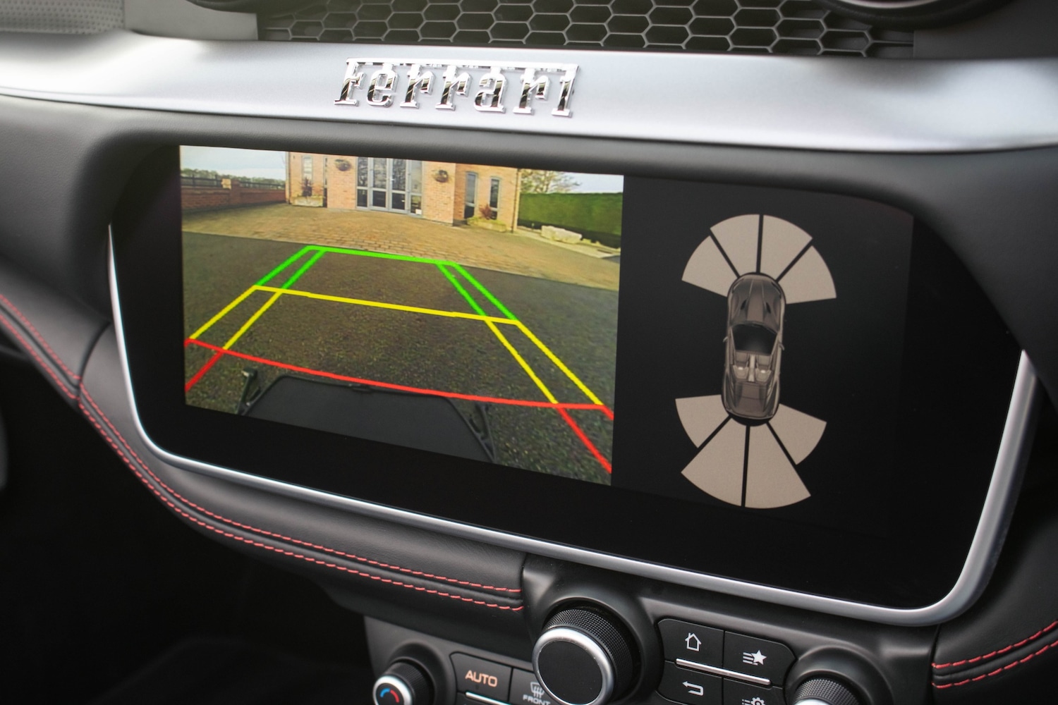 Used Ferrari Portofino 2018 for sale - 76891568: Photo 22