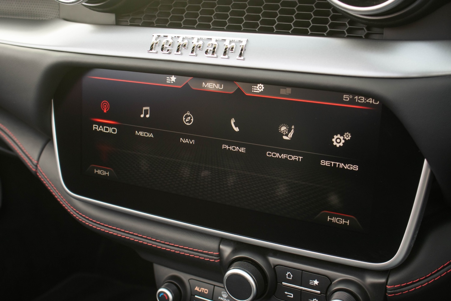 Used Ferrari Portofino 2018 for sale - 76891568: Photo 23