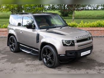 Used Land Rover Defender 2023 for sale - 78849529: Photo