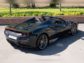 Used Ferrari F8 Spider 2021 for sale - 78630222: Photo