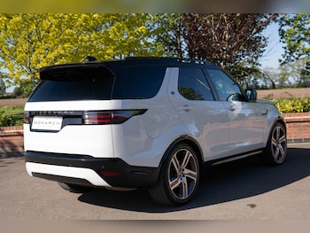 Used Land Rover Discovery 2023 for sale - 78421055: Photo