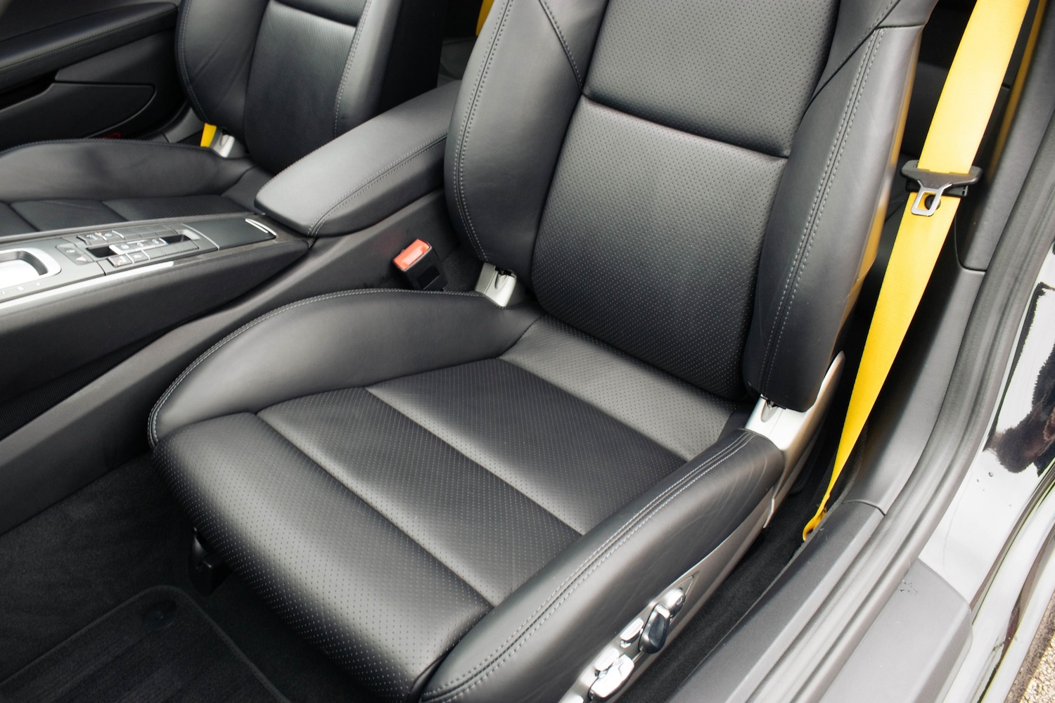 Used Porsche 911 2017 for sale - 77328915: Photo 17