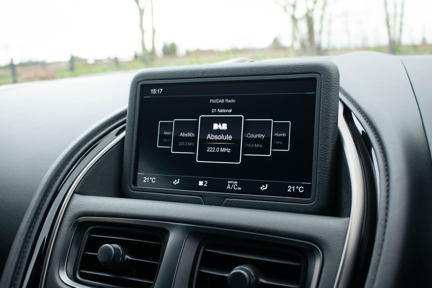 Used Aston Martin DB11 2020 for sale - 77848603: Photo 31