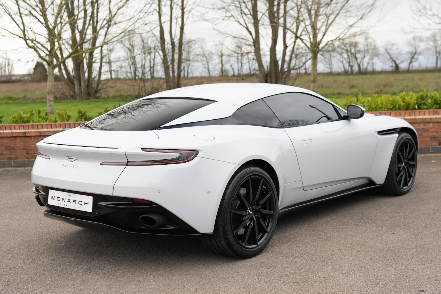 Used Aston Martin DB11 2020 for sale - 77848603: Photo 8