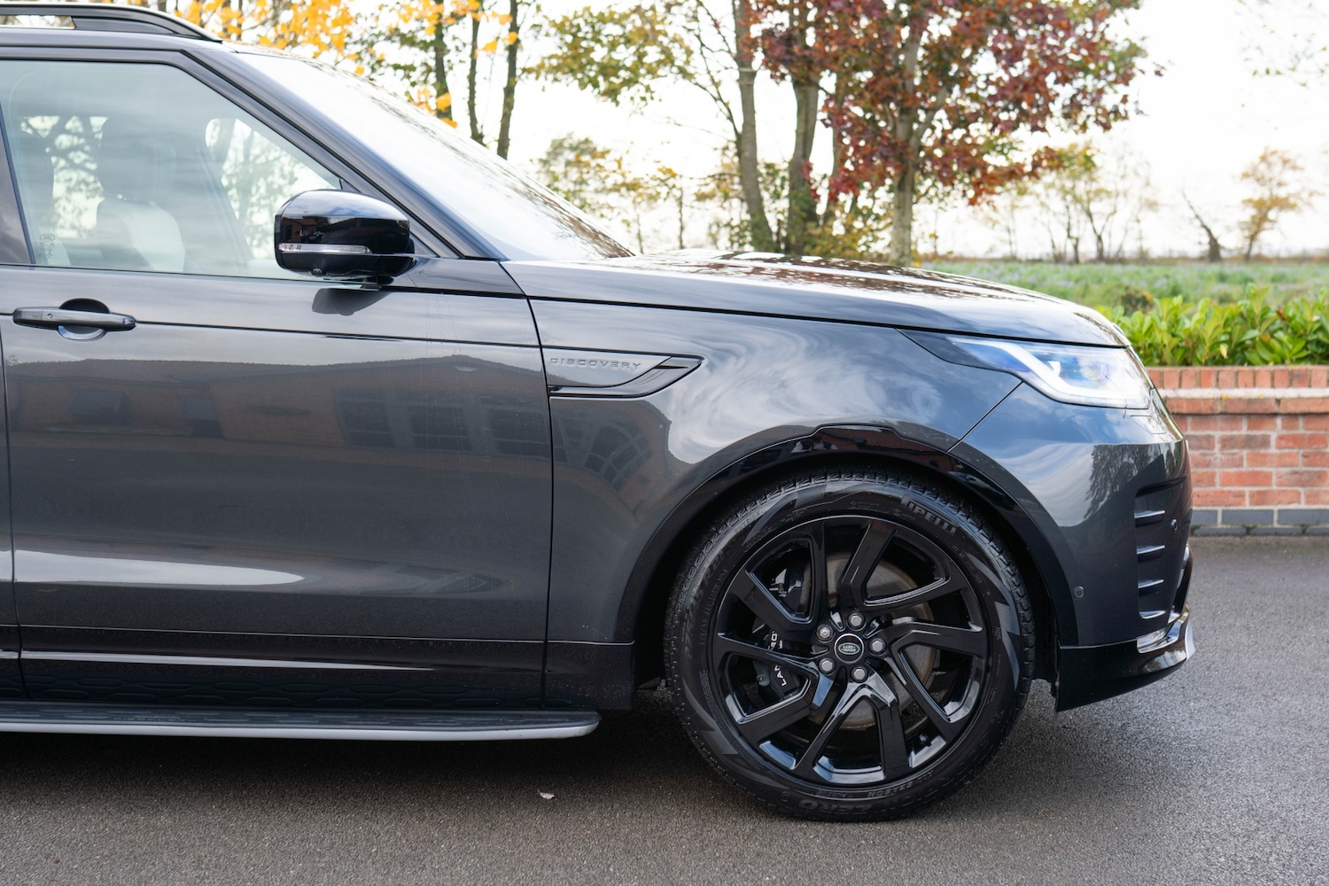 Used Land Rover Discovery 2023 for sale - 76491062: Photo 12