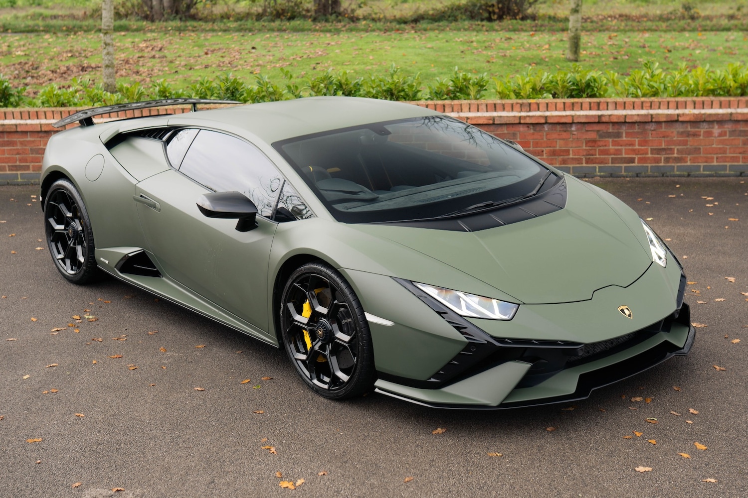 Used Lamborghini Huracan 2024 for sale - 76596615: Photo 2