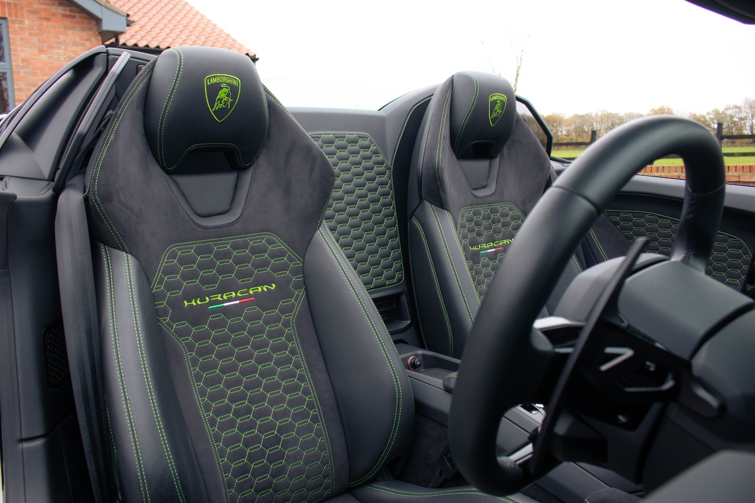 Used Lamborghini Huracan 2018 for sale - 76598414: Photo 16