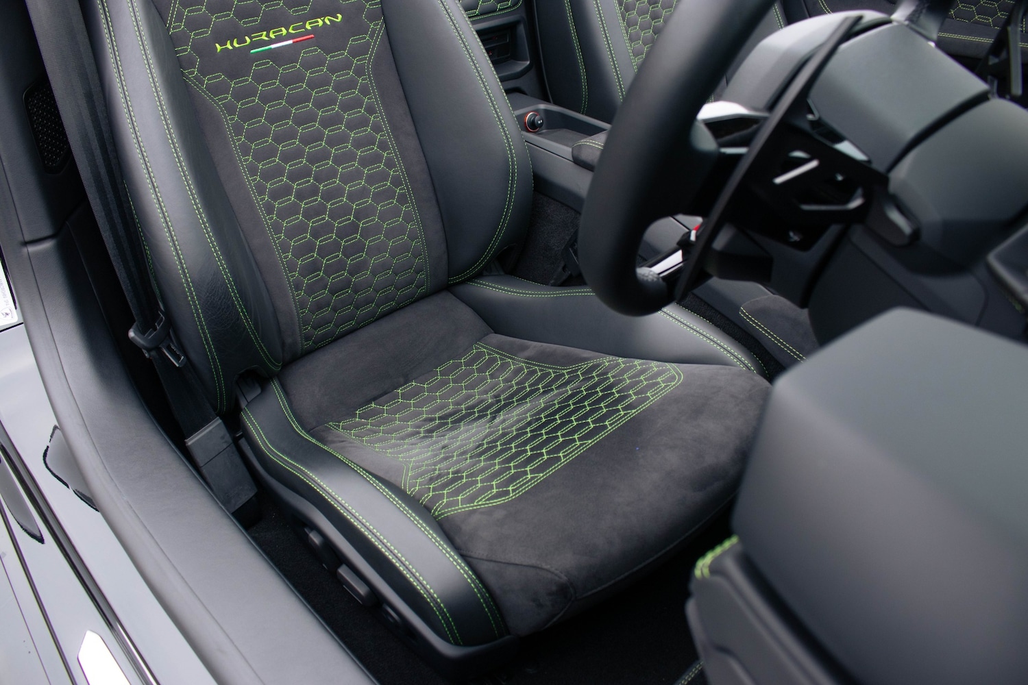 Used Lamborghini Huracan 2018 for sale - 76598414: Photo 17