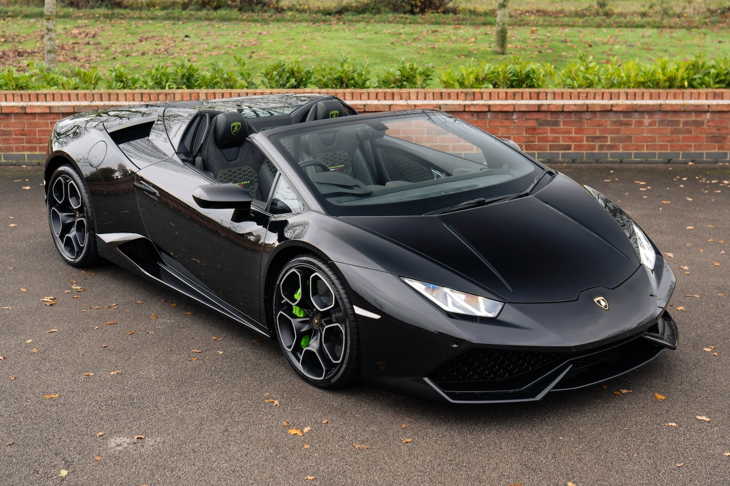 Used Lamborghini Huracan 2018 for sale - 76598414: Photo 2