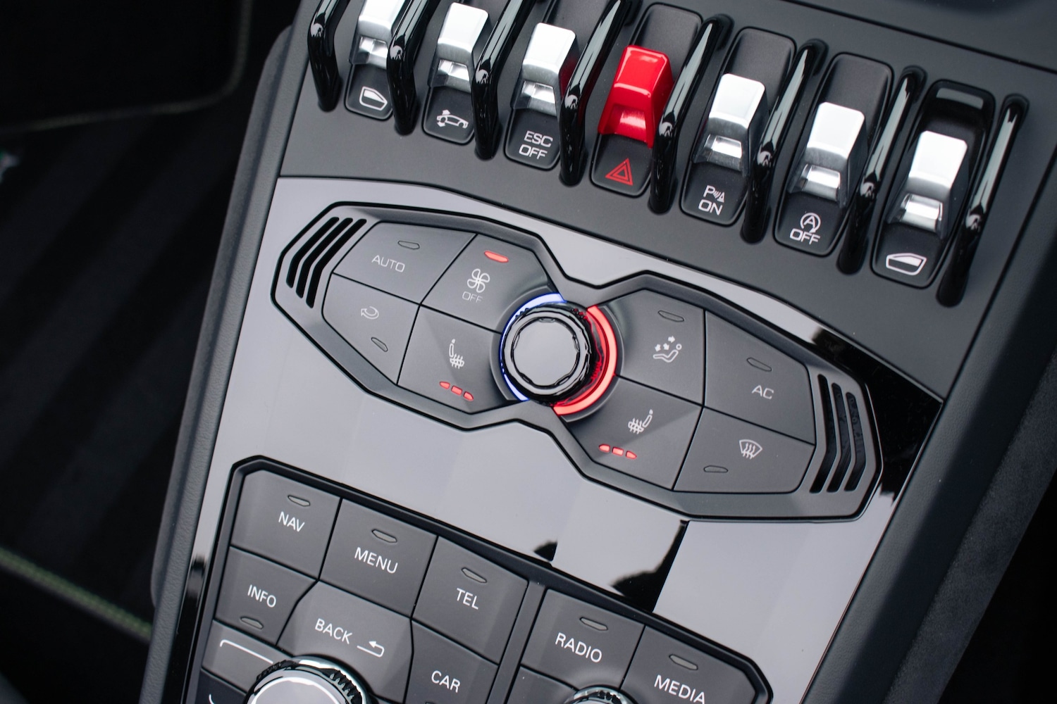 Used Lamborghini Huracan 2018 for sale - 76598414: Photo 22