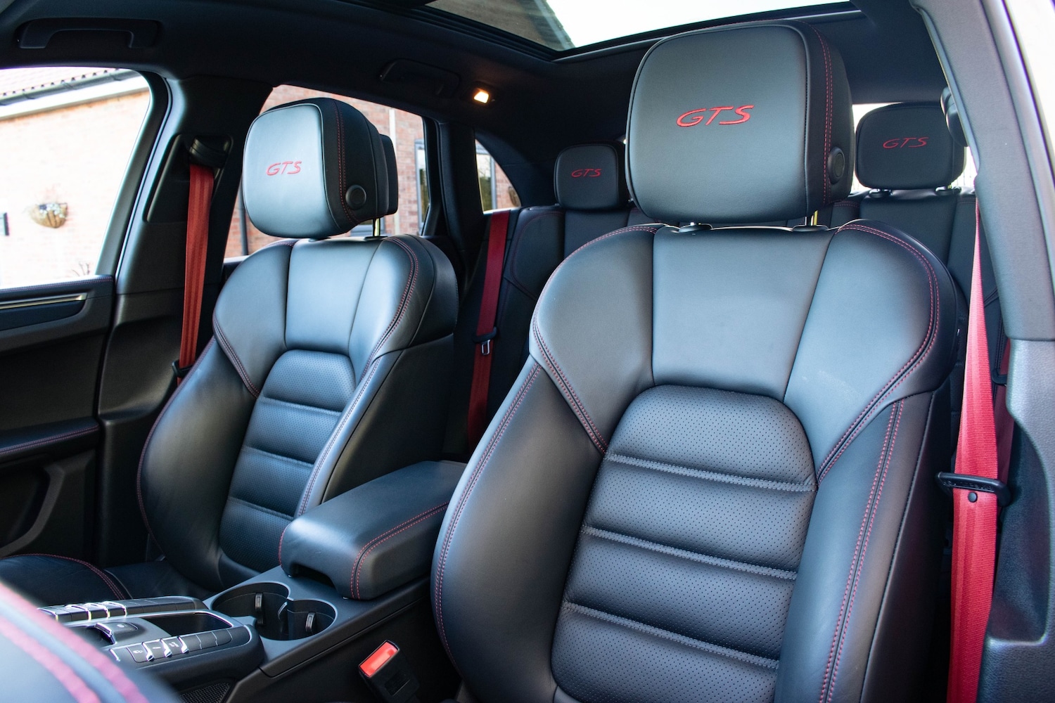 Used Porsche Macan 2020 for sale - 77127701: Photo 17