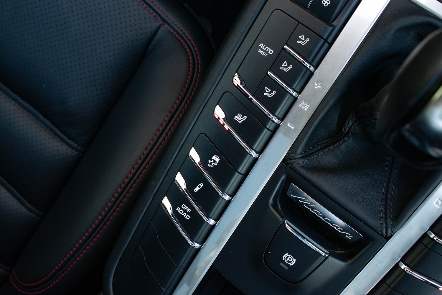 Used Porsche Macan 2020 for sale - 77127701: Photo 28