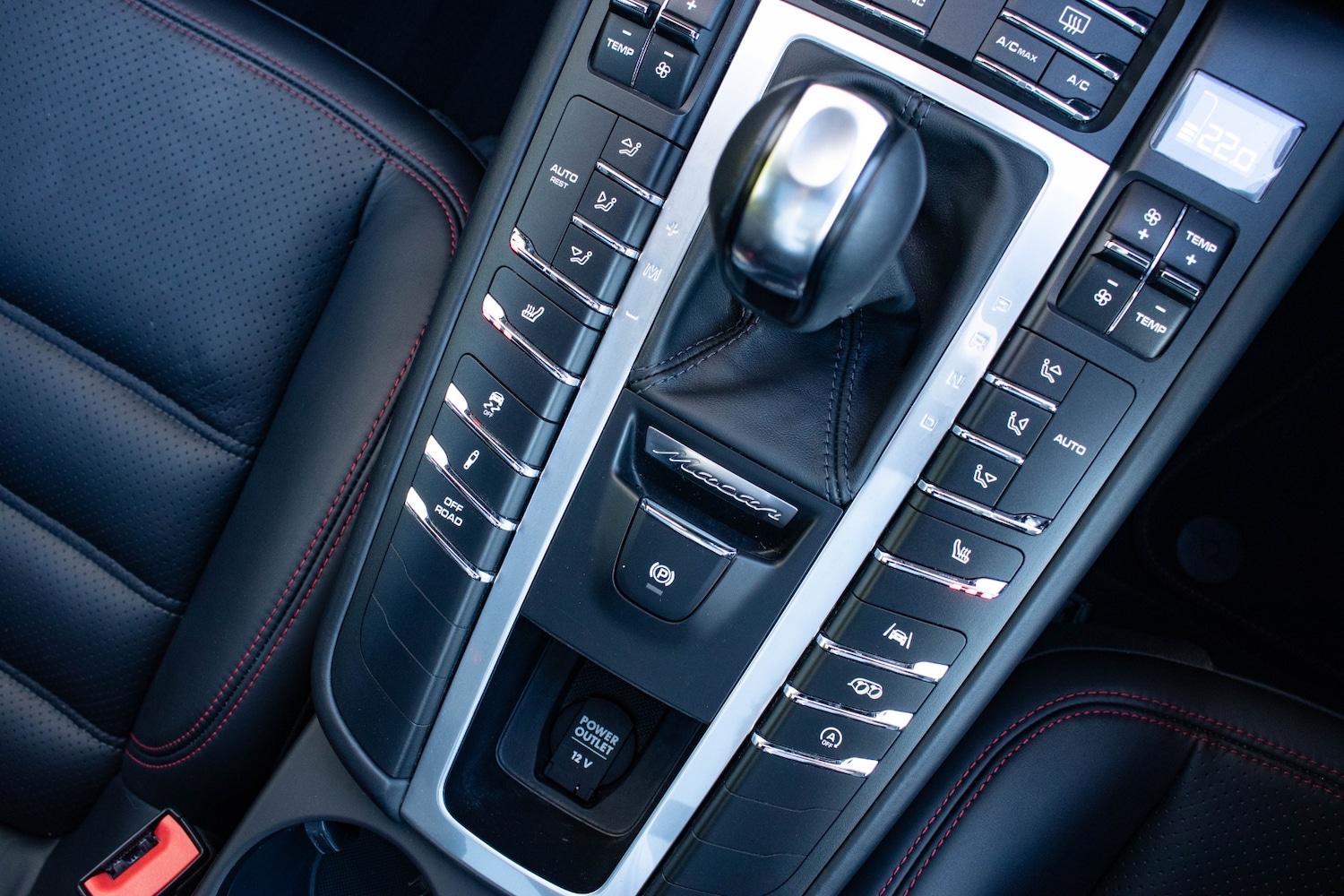 Used Porsche Macan 2020 for sale - 77127701: Photo 30