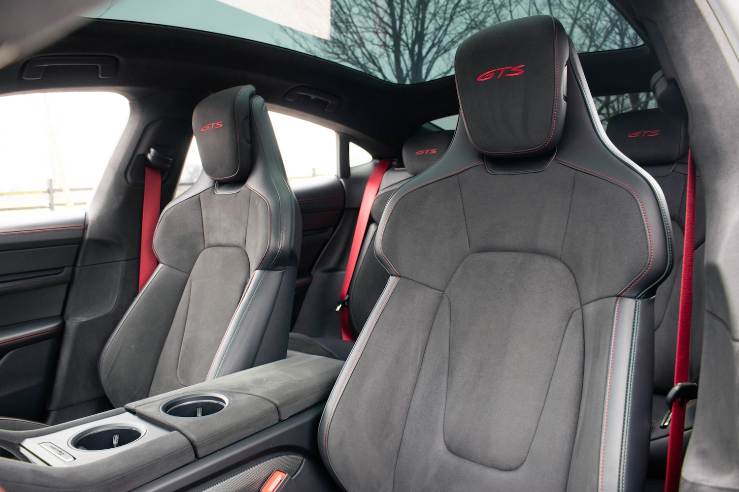 Used Porsche Taycan 2022 for sale - 77418426: Photo 19