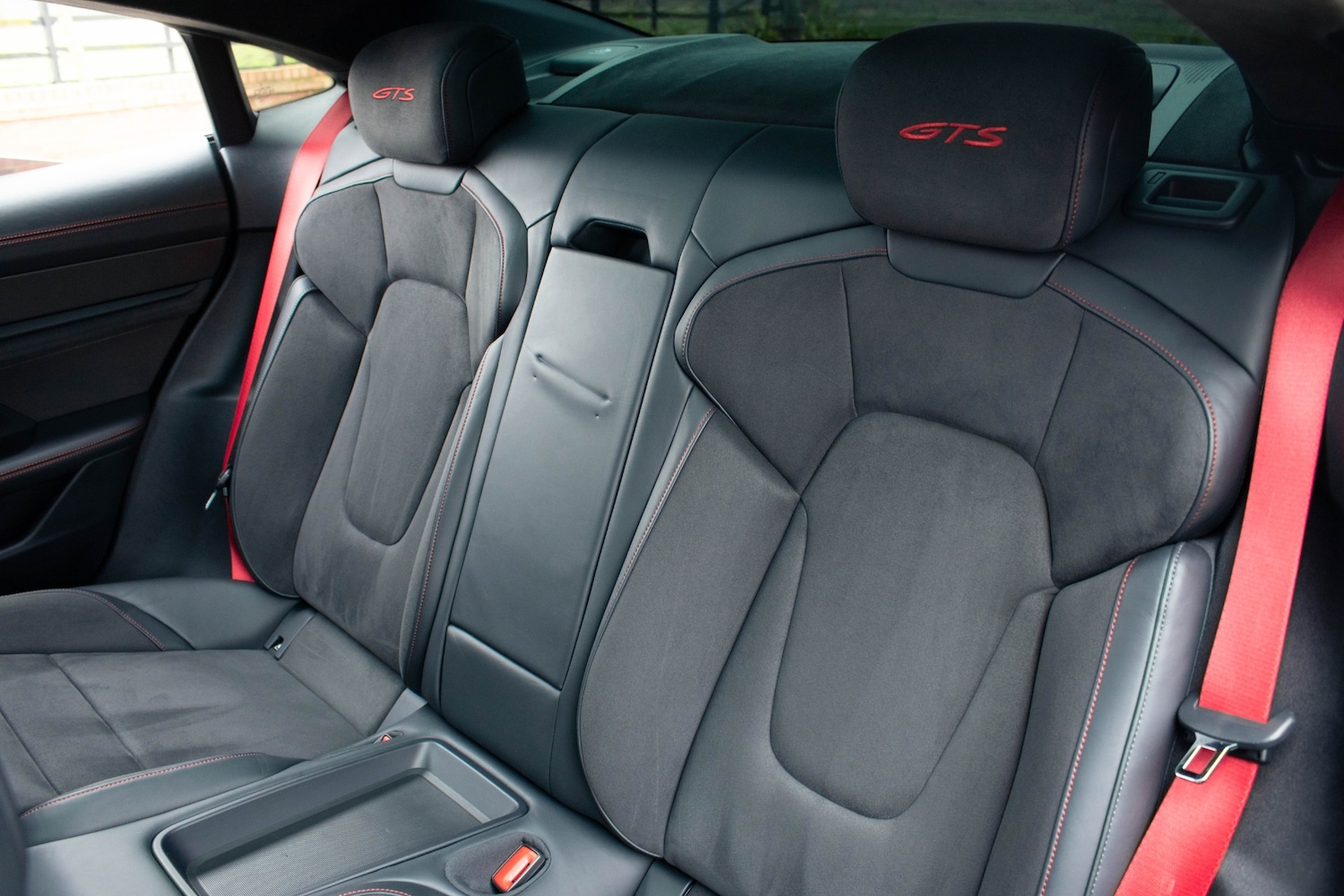 Used Porsche Taycan 2022 for sale - 77418426: Photo 23