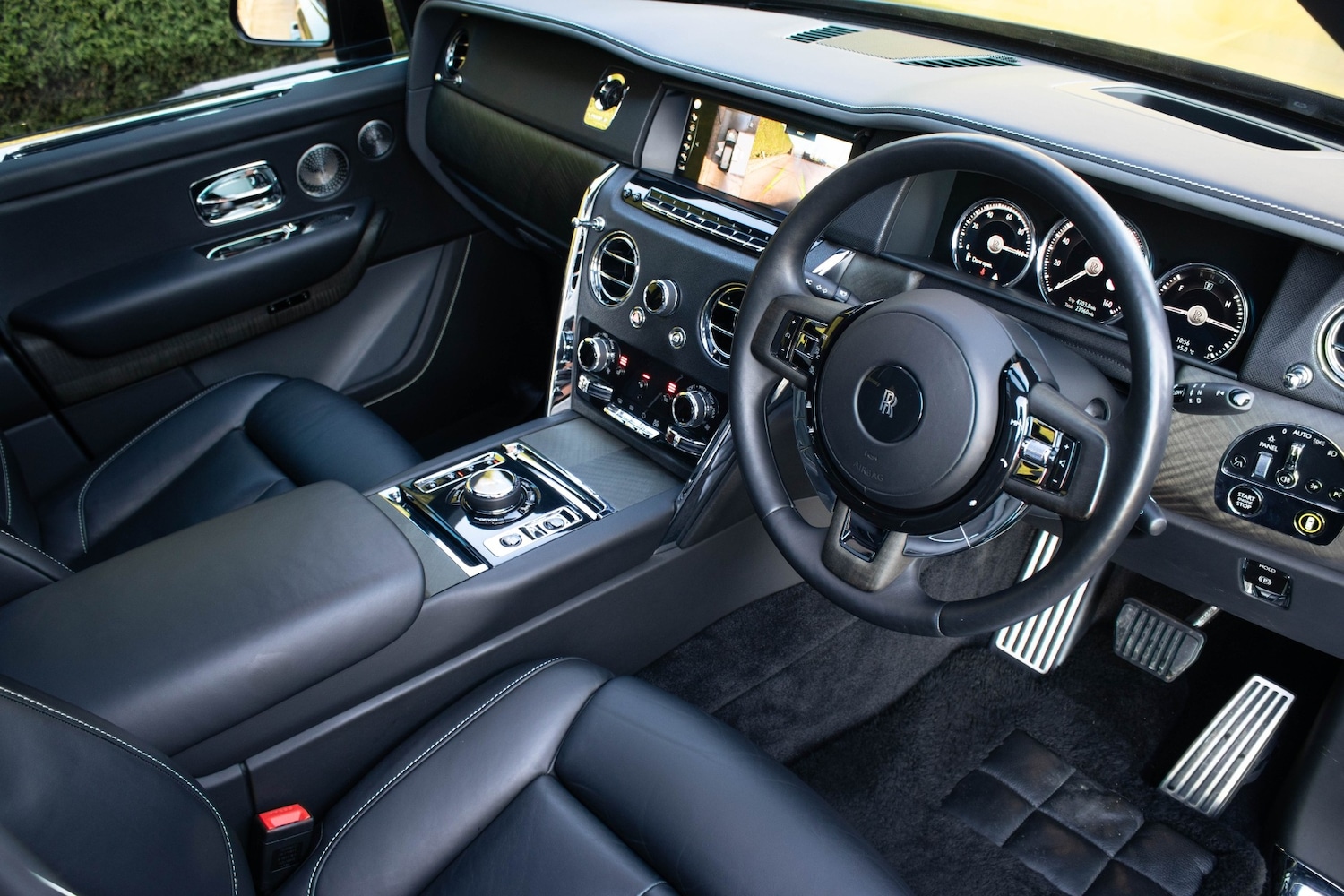 Used Rolls-Royce Cullinan 2019 for sale - 77087364: Photo 14