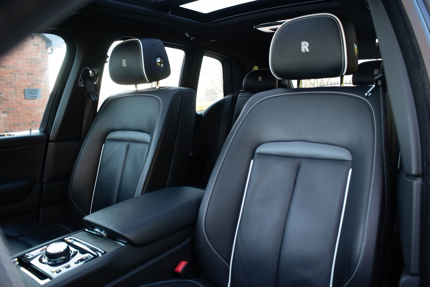 Used Rolls-Royce Cullinan 2019 for sale - 77087364: Photo 17