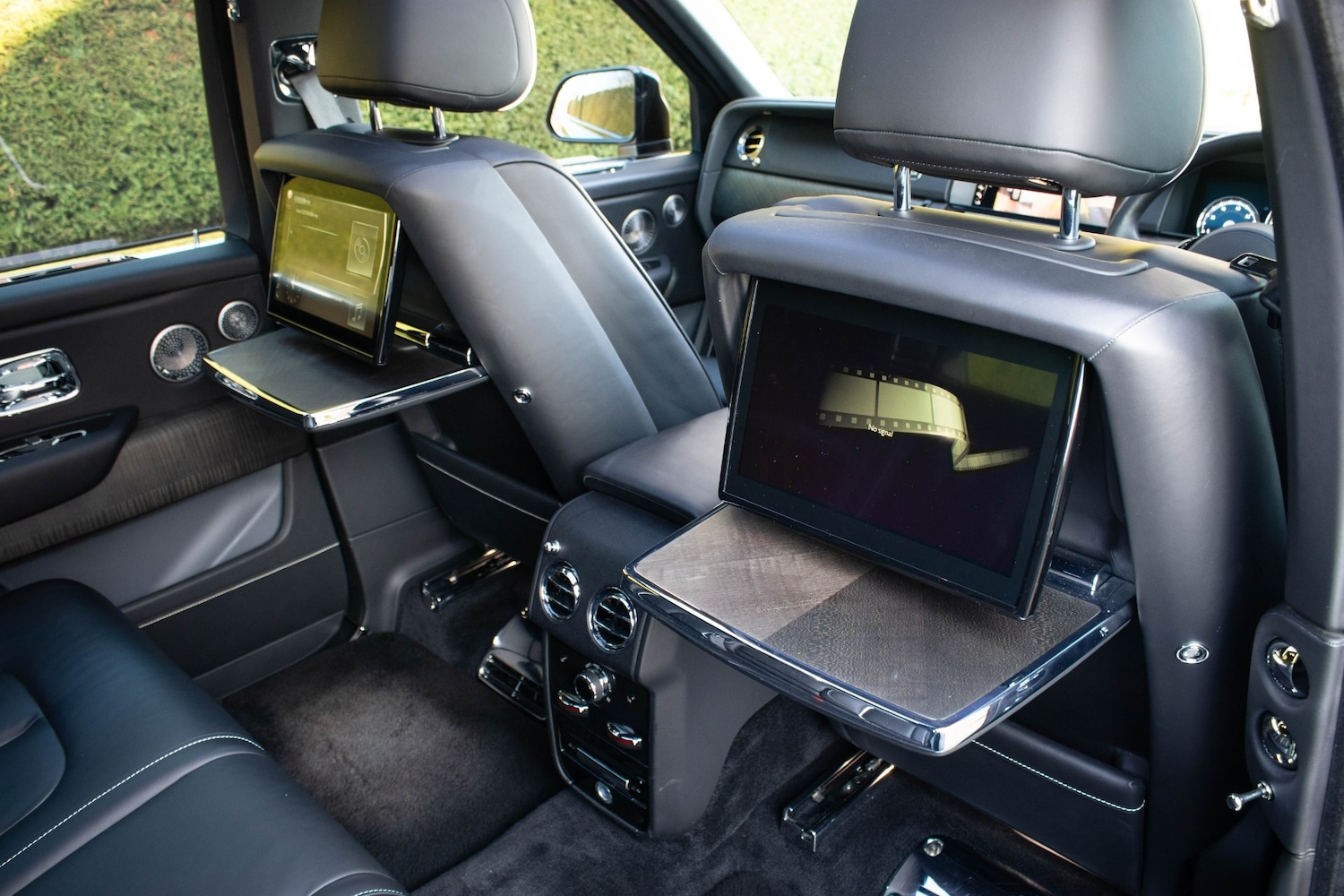 Used Rolls-Royce Cullinan 2019 for sale - 77087364: Photo 18