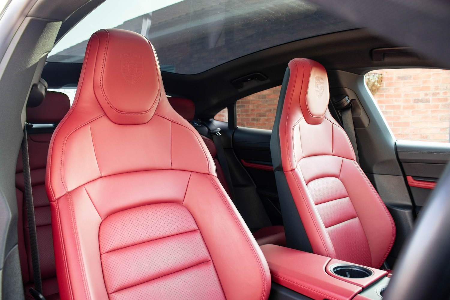 Used Porsche Taycan 2020 for sale - 77763071: Photo 12