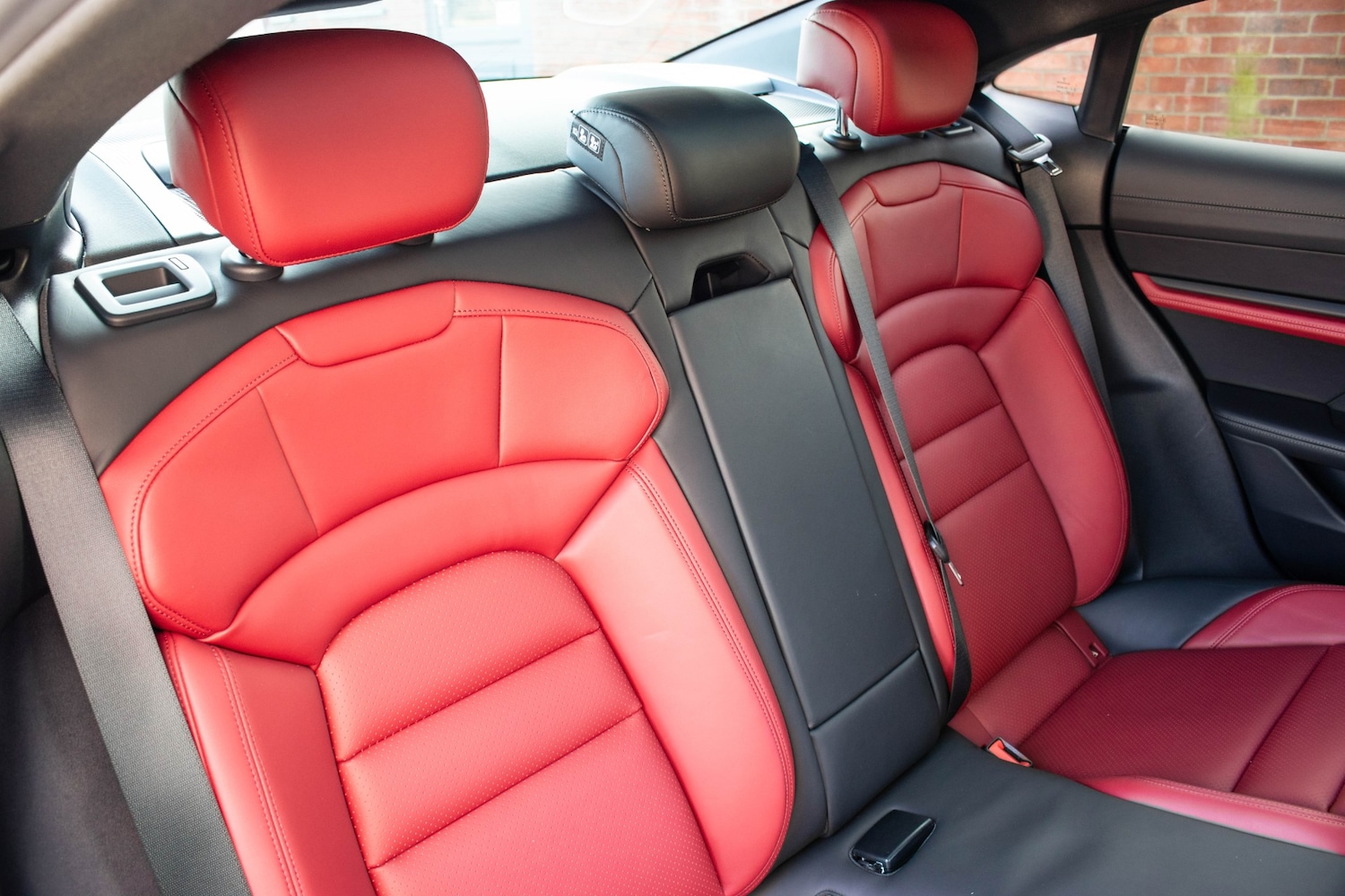 Used Porsche Taycan 2020 for sale - 77763071: Photo 14