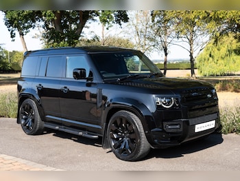 Used Land Rover Defender 2024 for sale - 79343965: Photo