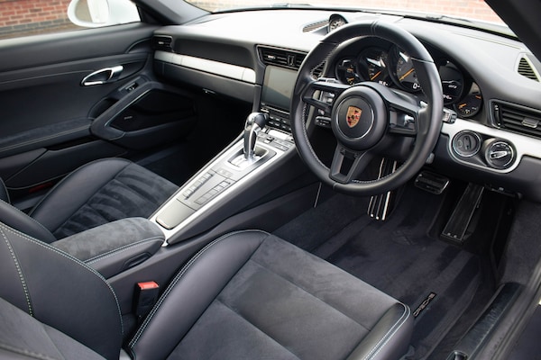 Used Porsche 911 2018 for sale - 74100066: Photo 8