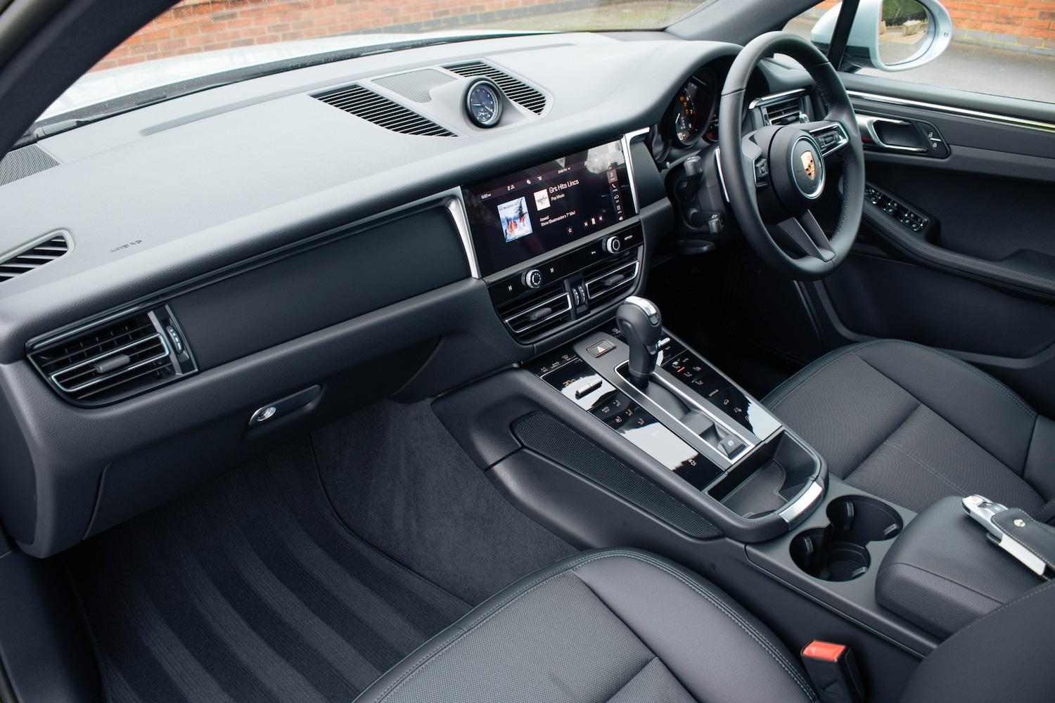 Used Porsche Macan 2024 for sale - 77555475: Photo 15