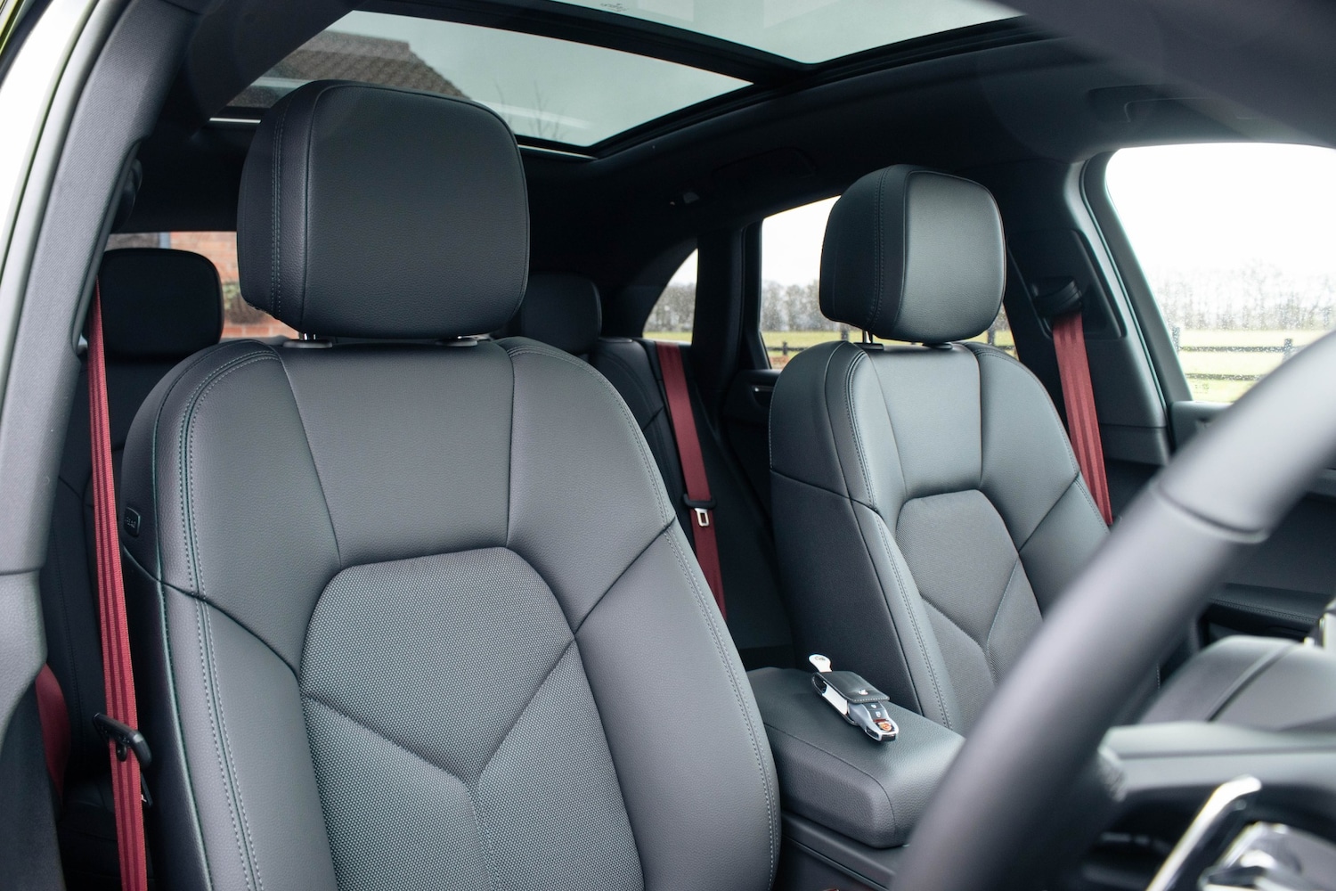 Used Porsche Macan 2024 for sale - 77555475: Photo 16