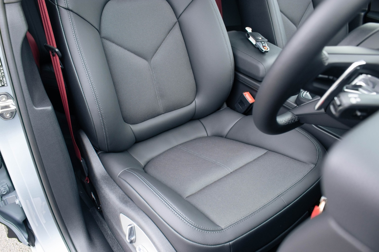 Used Porsche Macan 2024 for sale - 77555475: Photo 17