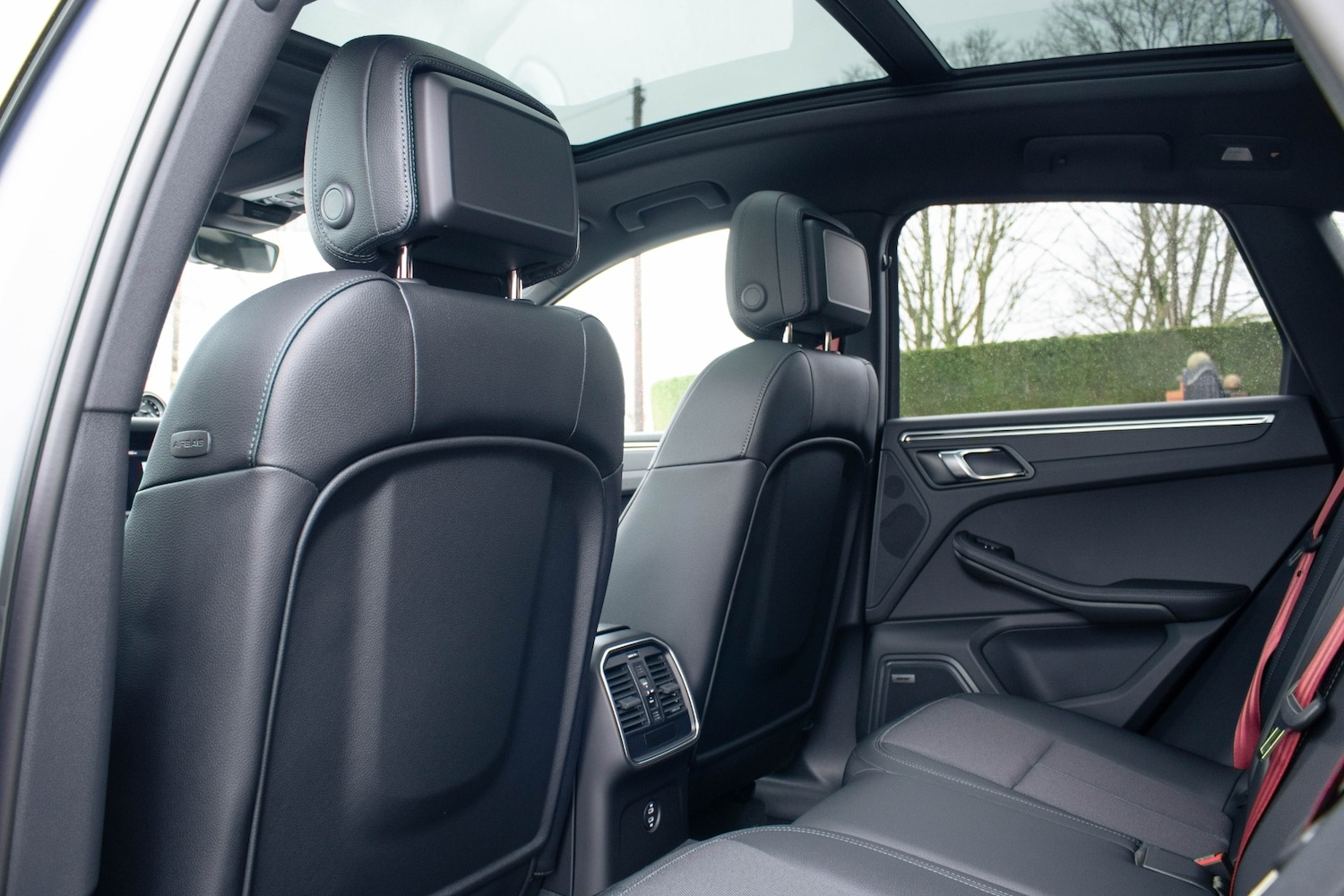 Used Porsche Macan 2024 for sale - 77555475: Photo 23