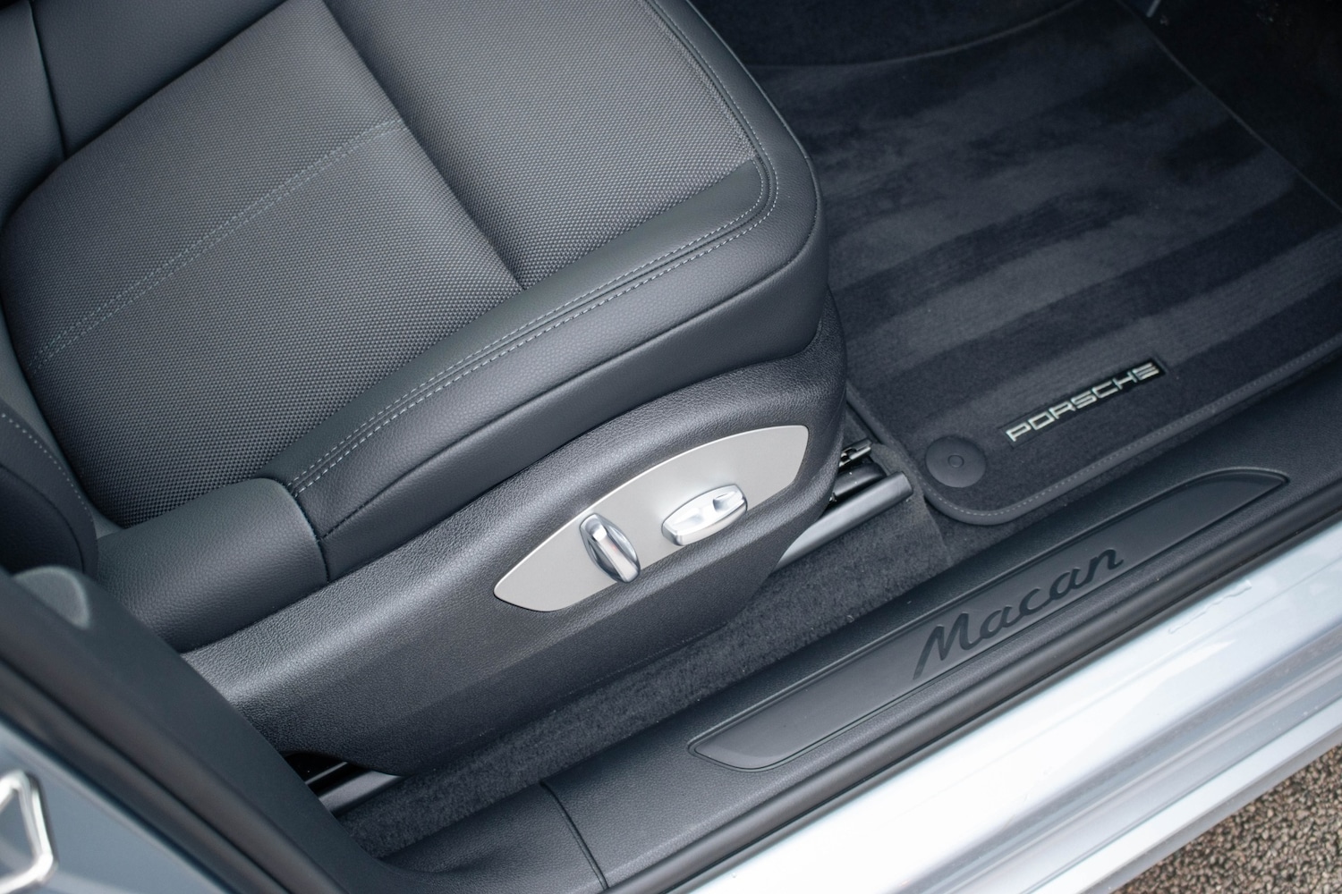 Used Porsche Macan 2024 for sale - 77555475: Photo 25