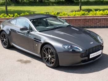 Used Aston Martin Vantage 2010 for sale - 74951286: Photo