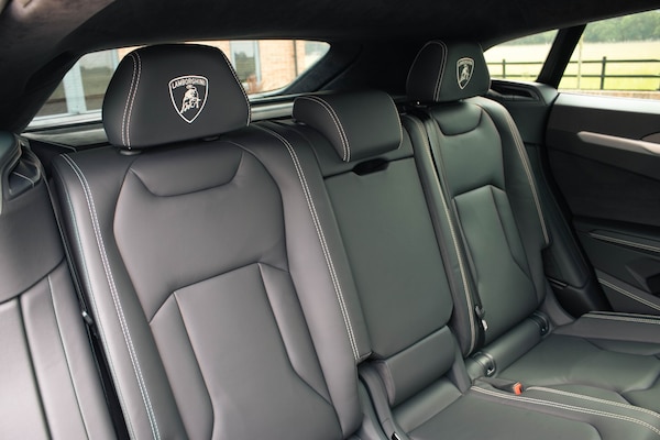 Used Lamborghini Urus 2023 for sale - 74911036: Photo 16