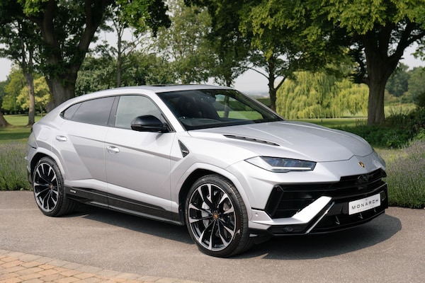 Used Lamborghini Urus 2023 for sale - 74911036: Photo 1