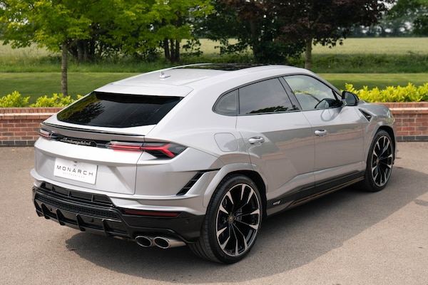Used Lamborghini Urus 2023 for sale - 74911036: Photo 6